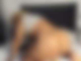 Kourtney Lee's Live Sex Cam Show