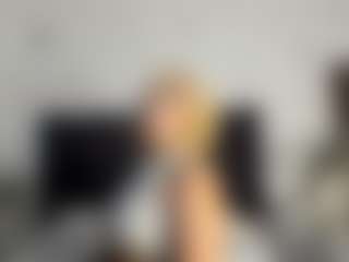 Kourtney Lee's Live Sex Cam Show