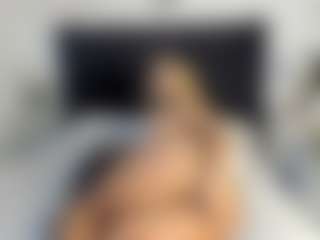 Kourtney Lee's Live Sex Cam Show