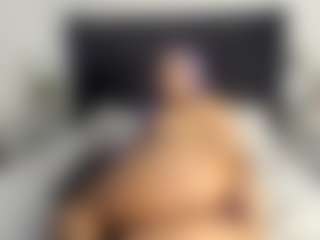 Kourtney Lee's Live Sex Cam Show