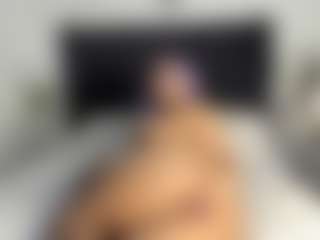 Kourtney Lee's Live Sex Cam Show