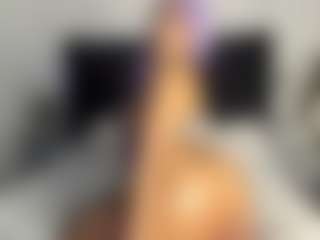 Kourtney Lee's Live Sex Cam Show