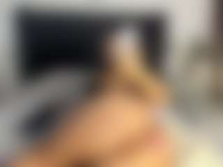 Kourtney Lee's Live Sex Cam Show