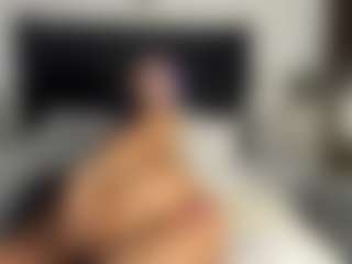 Kourtney Lee's Live Sex Cam Show