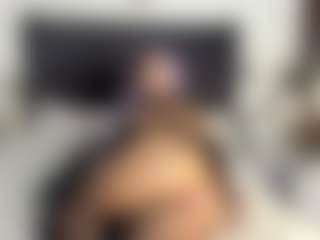 Live cam show with Kourtney Lee - Young Adult on dropp.cam