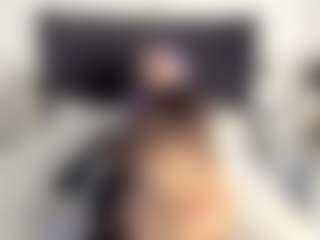 Live cam show with Kourtney Lee - Cowgirl on thefappeningchat.com