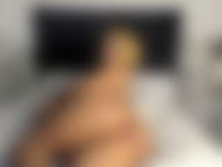Kourtney Lee's Live Sex Cam Show