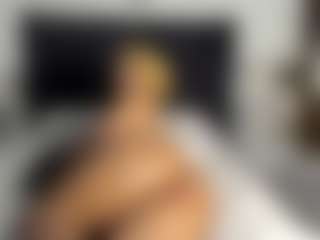 Kourtney Lee's Live Sex Cam Show