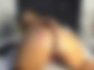 Kourtney Lee's Live Sex Cam Show