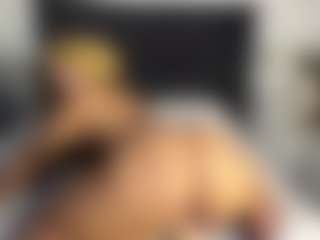 Kourtney Lee's Live Sex Cam Show