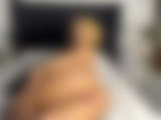 Kourtney Lee's Live Sex Cam Show