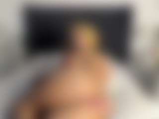 Kourtney Lee's Live Sex Cam Show
