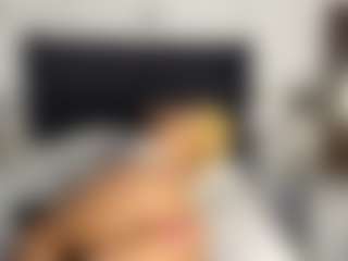 Kourtney Lee's Live Sex Cam Show