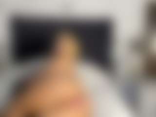 Kourtney Lee's Live Sex Cam Show