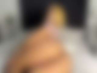 Kourtney Lee's Live Sex Cam Show