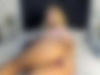 Kourtney Lee's Live Sex Cam Show