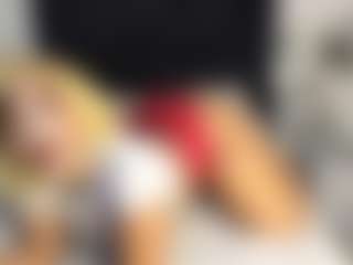 Kourtney Lee's Live Sex Cam Show