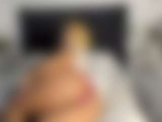 Kourtney Lee's Live Sex Cam Show