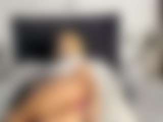 Kourtney Lee's Live Sex Cam Show