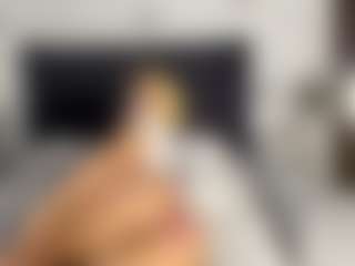 Kourtney Lee's Live Sex Cam Show