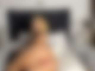 Kourtney Lee's Live Sex Cam Show