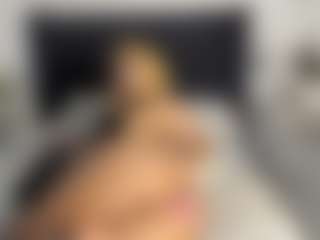 Kourtney Lee's Live Sex Cam Show