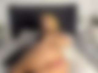 Kourtney Lee's Live Sex Cam Show
