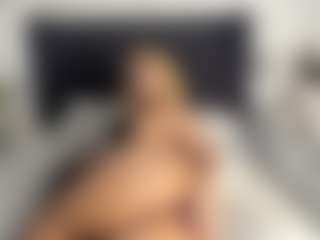 Kourtney Lee's Live Sex Cam Show