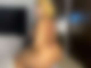 Kourtney Lee's Live Sex Cam Show