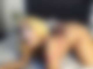 Kourtney Lee's Live Sex Cam Show
