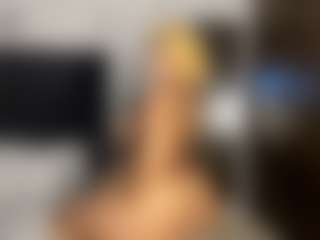 Kourtney Lee's Live Sex Cam Show