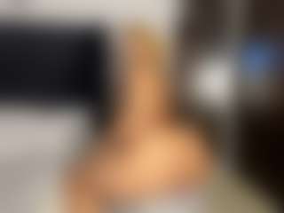 Kourtney Lee's Live Sex Cam Show