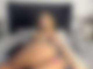 Kourtney Lee's Live Sex Cam Show