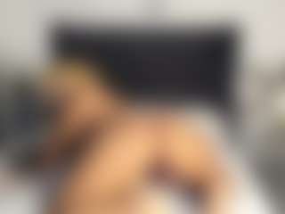 Kourtney Lee's Live Sex Cam Show