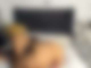 Kourtney Lee's Live Sex Cam Show