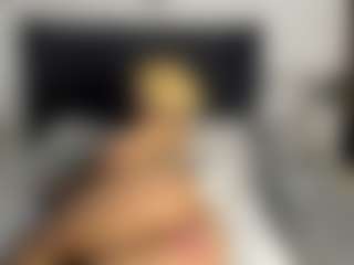 Kourtney Lee's Live Sex Cam Show