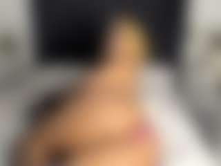 Live cam show with Kourtney Lee - Anal on MyBangCams