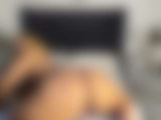 Kourtney Lee's Live Sex Cam Show