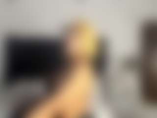 Kourtney Lee's Live Sex Cam Show