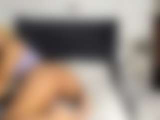 Kourtney Lee's Live Sex Cam Show