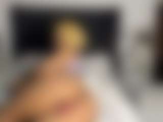 Kourtney Lee's Live Sex Cam Show
