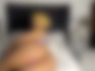 Kourtney Lee's Live Sex Cam Show