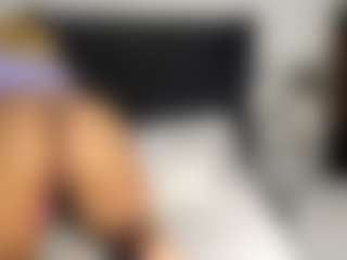 Kourtney Lee's Live Sex Cam Show
