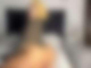 Kourtney Lee's Live Sex Cam Show