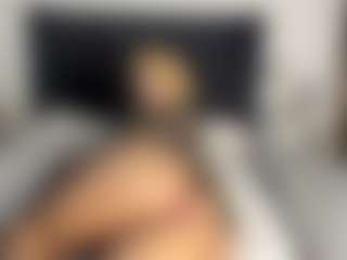 Kourtney Lee's Live Sex Cam Show