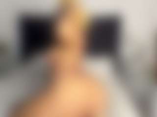 Kourtney Lee's Live Sex Cam Show