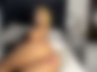 Kourtney Lee's Live Sex Cam Show
