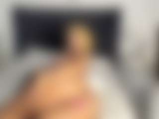 Kourtney Lee's Live Sex Cam Show
