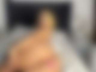 Kourtney Lee's Live Sex Cam Show