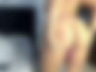 Kourtney Lee's Live Sex Cam Show